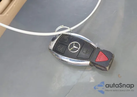 2018 Mercedes-Benz Glc 300 z USA, uszkodzony, nr VIN WDC0G4JB0JV050334